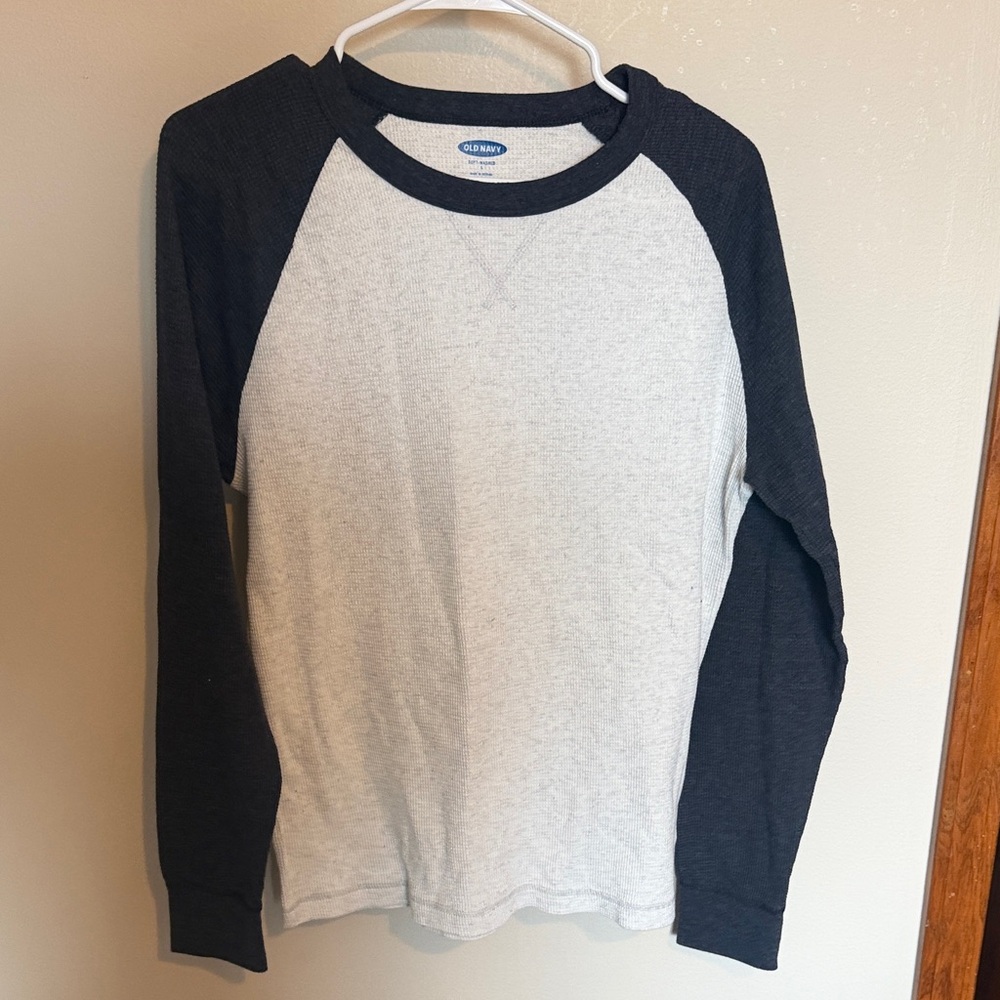 Old Navy Kids Gray and Black Raglan Tee